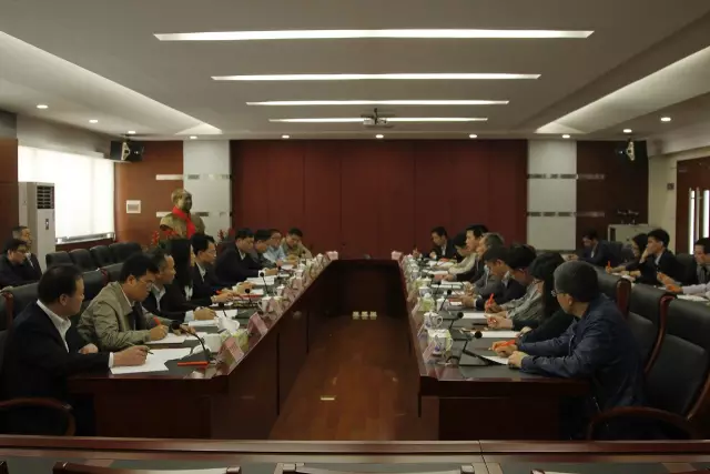 彿(fu)山市政府領導到“彿(fu)山炤明”調研 希朢彿炤(zhao)實